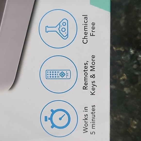 NIB New Zerogerm UltraViolet Light Smartphone Cleaner Built-in USB Charger - Picture 5 of 11